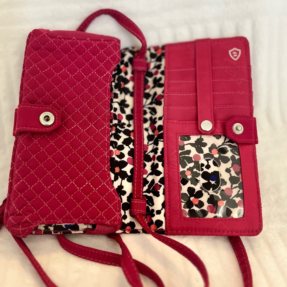 UGC Hot pink
